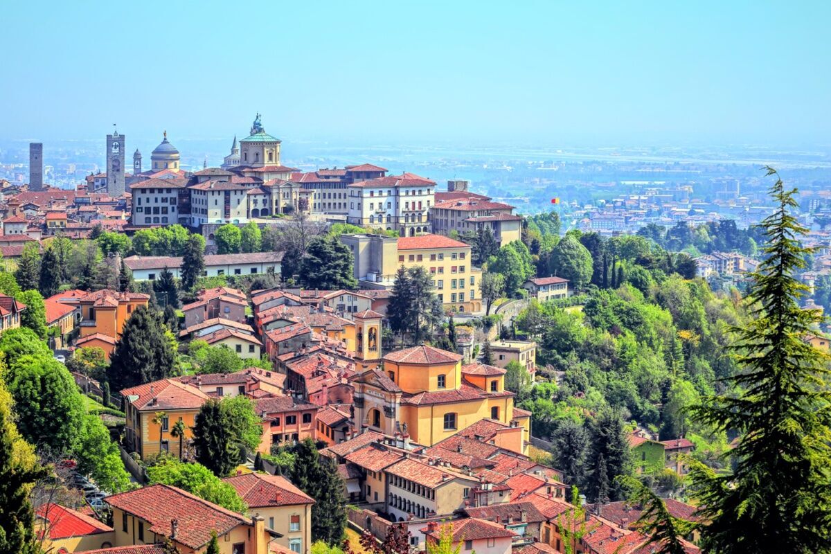 E-Bike Tour tra Colli e Panorami di Bergamo Alta (Bike Inclusa) desktop picture