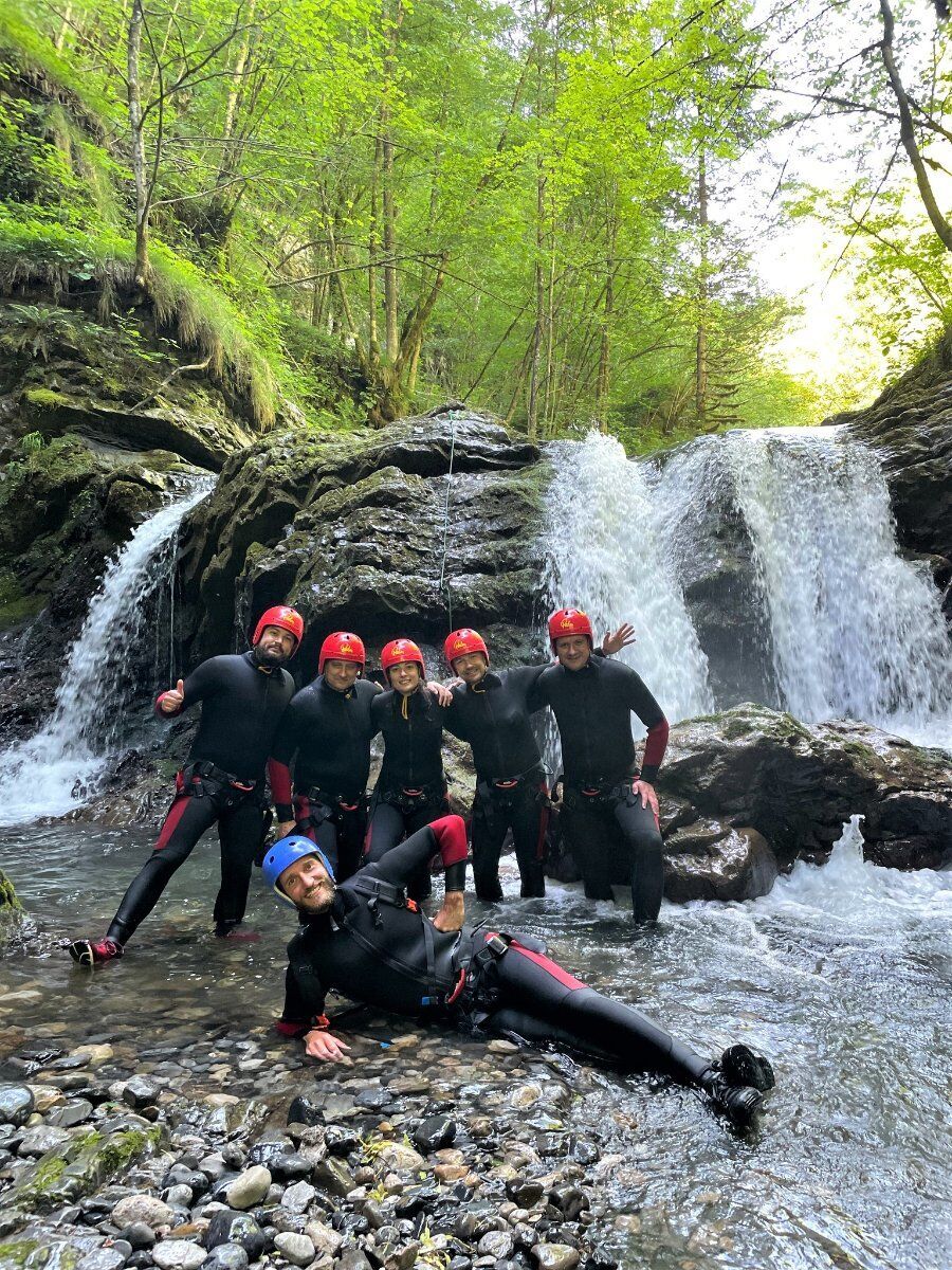 Emozionante River Trekking in Val Brembana desktop picture