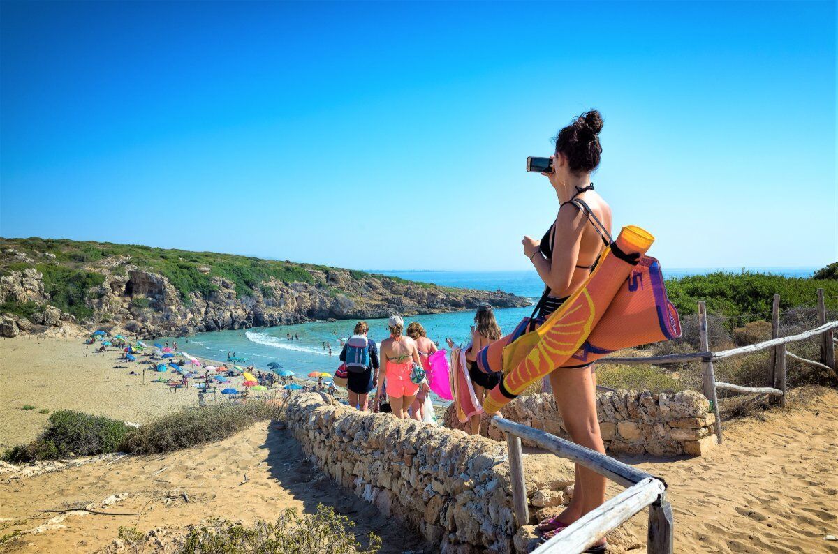 Viaggio di Gruppo in Sicilia Orientale: Catania, Etna e Spiagge del Sud Viaggio di Gruppo in Sicilia Orientale: Catania, Etna e Spiagge del Sud desktop picture