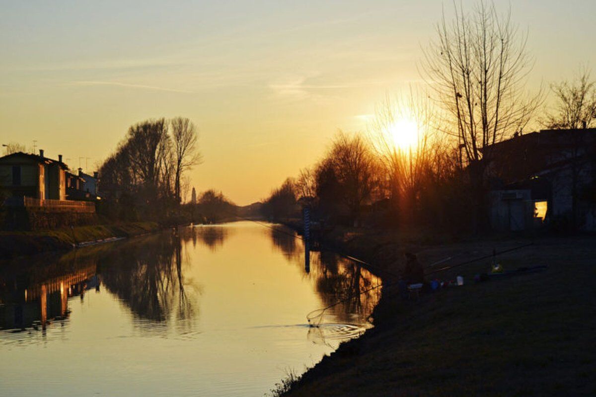 Tour in Kayak al tramonto tra le Ville Venete Tour in Kayak al tramonto tra le Ville Venete desktop picture