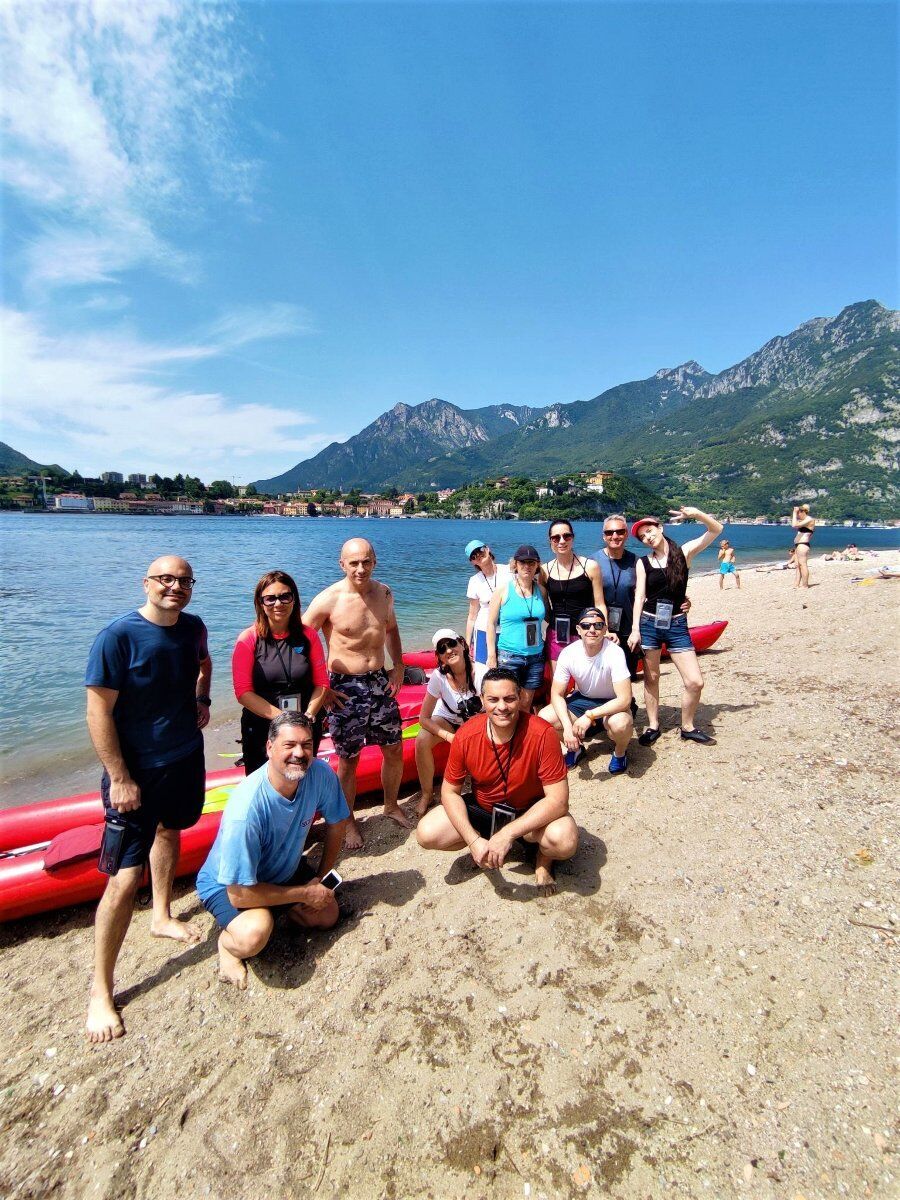 Tour in Kayak tra il Lago di Como e i Monti Lecchesi desktop picture