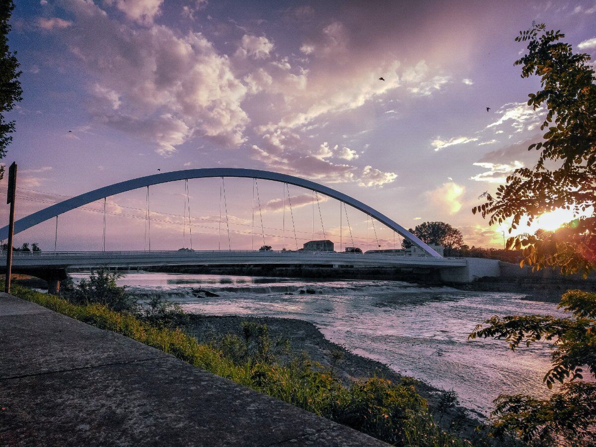 Tour Serale ad Alessandria: Lo Spettacolo Itinerante tra Arte e Folclore Tour Serale ad Alessandria: Lo Spettacolo Itinerante tra Arte e Folclore desktop picture