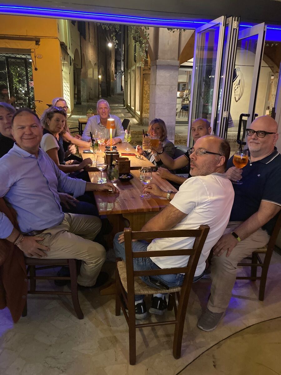 Serata in un allegro Gastropub a Padova Serata in un allegro Gastropub a Padova desktop picture