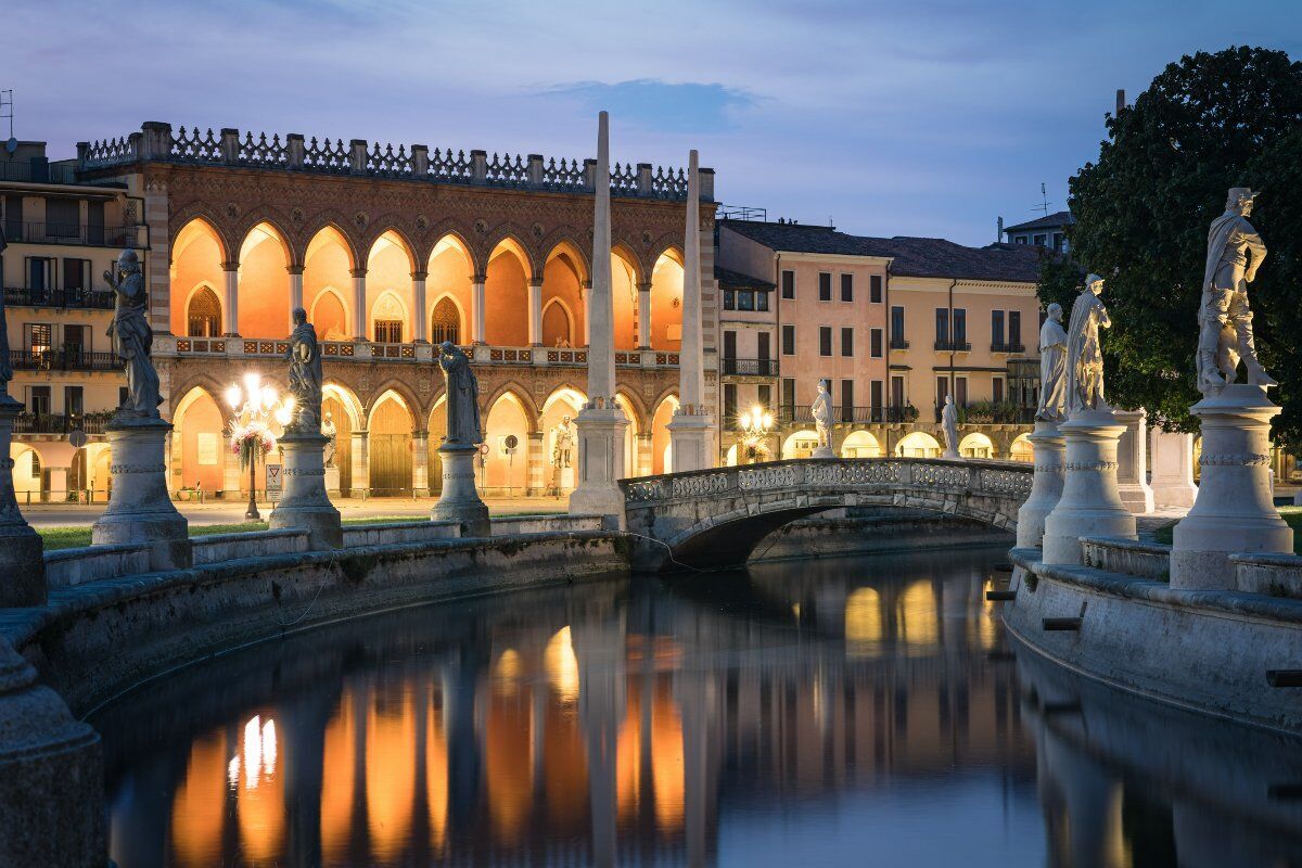 Serata in un allegro Gastropub a Padova Serata in un allegro Gastropub a Padova desktop picture