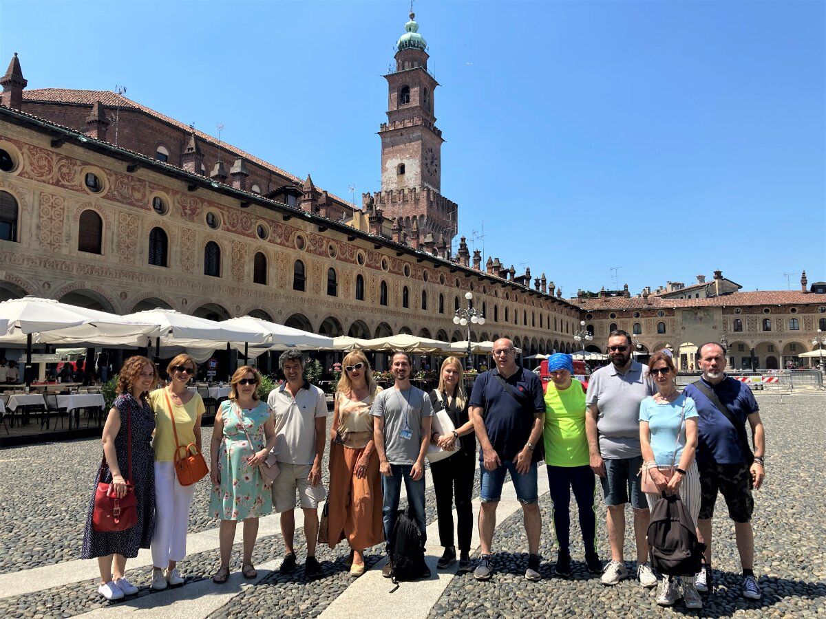 Tour nel cuore del Castello Sforzesco di Vigevano desktop picture