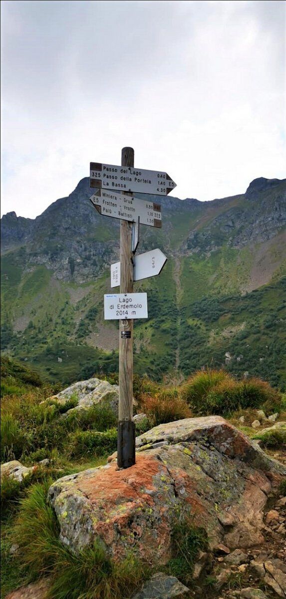 Escursione panoramica al Lago di Erdemolo Escursione panoramica al Lago di Erdemolo desktop picture