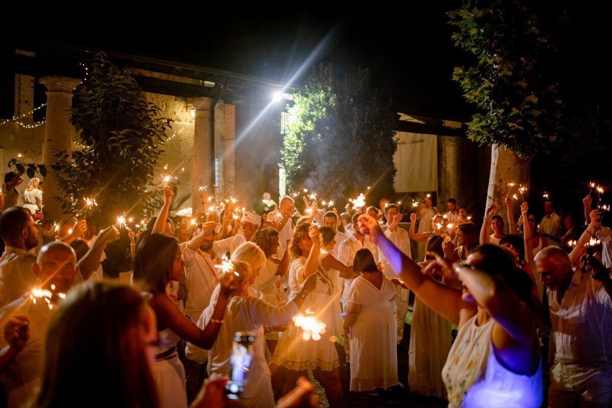 Capodanno 2025 a Vicenza: Cenone esclusivo Meeters, CON PERNOTTAMENTO Capodanno 2025 a Vicenza: Cenone esclusivo Meeters, CON PERNOTTAMENTO desktop picture