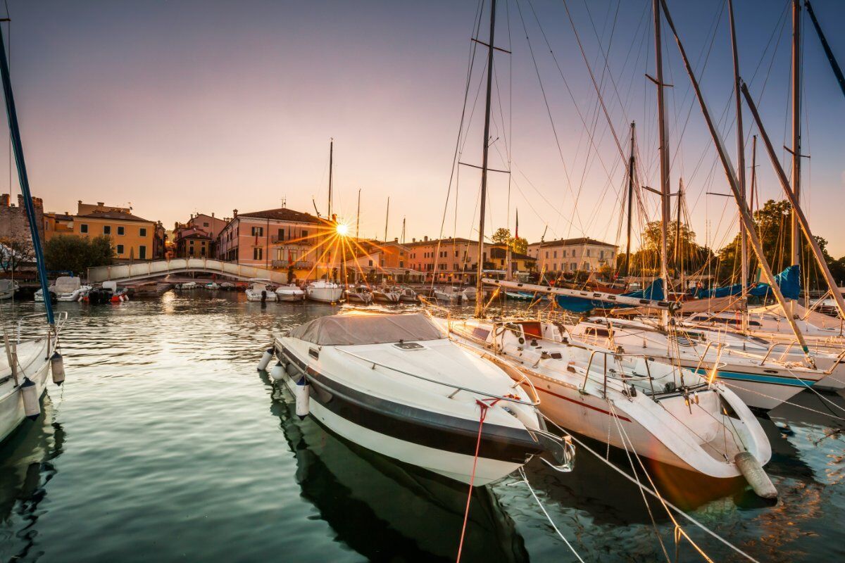 Bardolino e il Lago di Garda: Visita guidata nei luoghi del cinema desktop picture