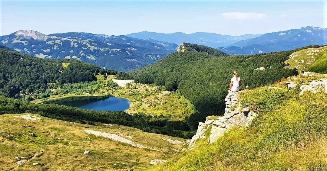 Trekking panoramico nel Parco dei 100 Laghi desktop picture