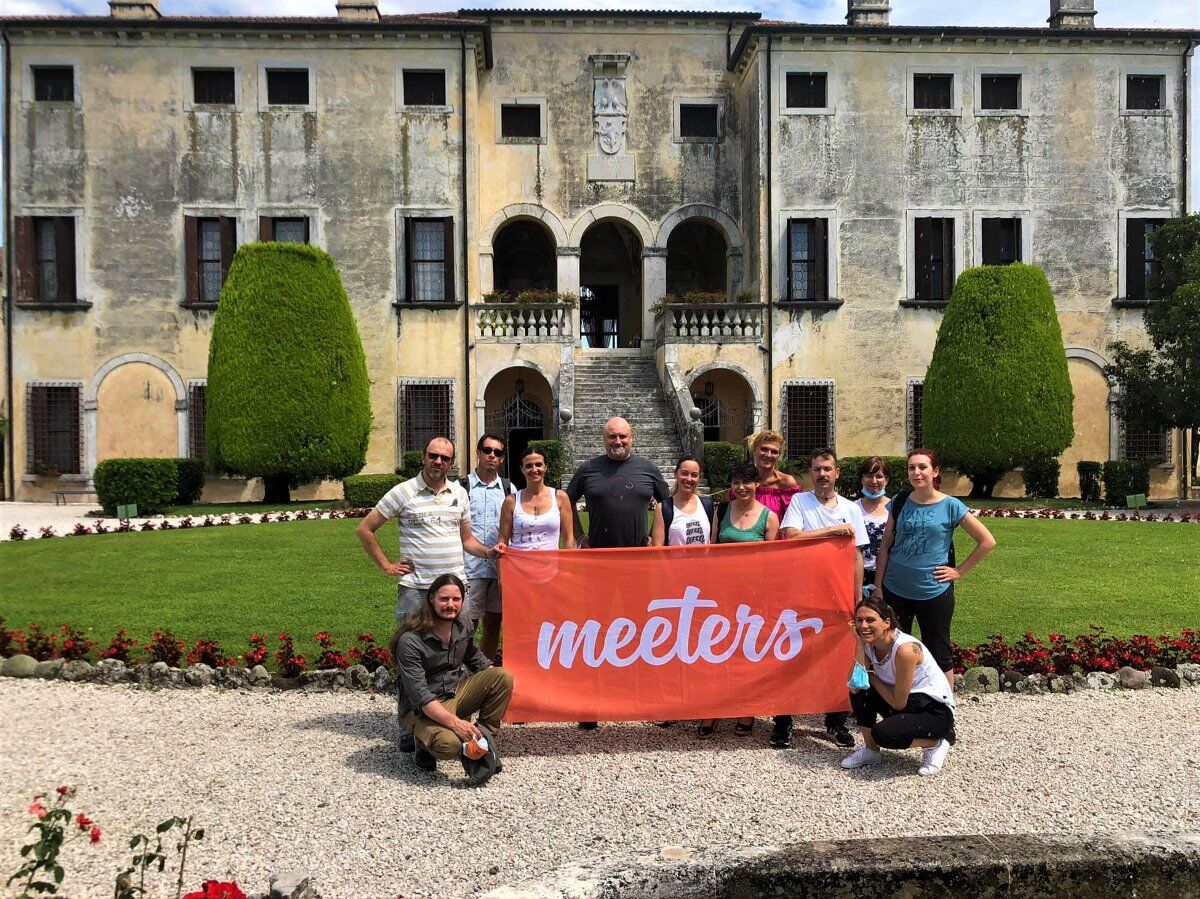 Escursione nella Valle dei Mulini con pranzo in Villa Godi Malinverni Escursione nella Valle dei Mulini con pranzo in Villa Godi Malinverni desktop picture
