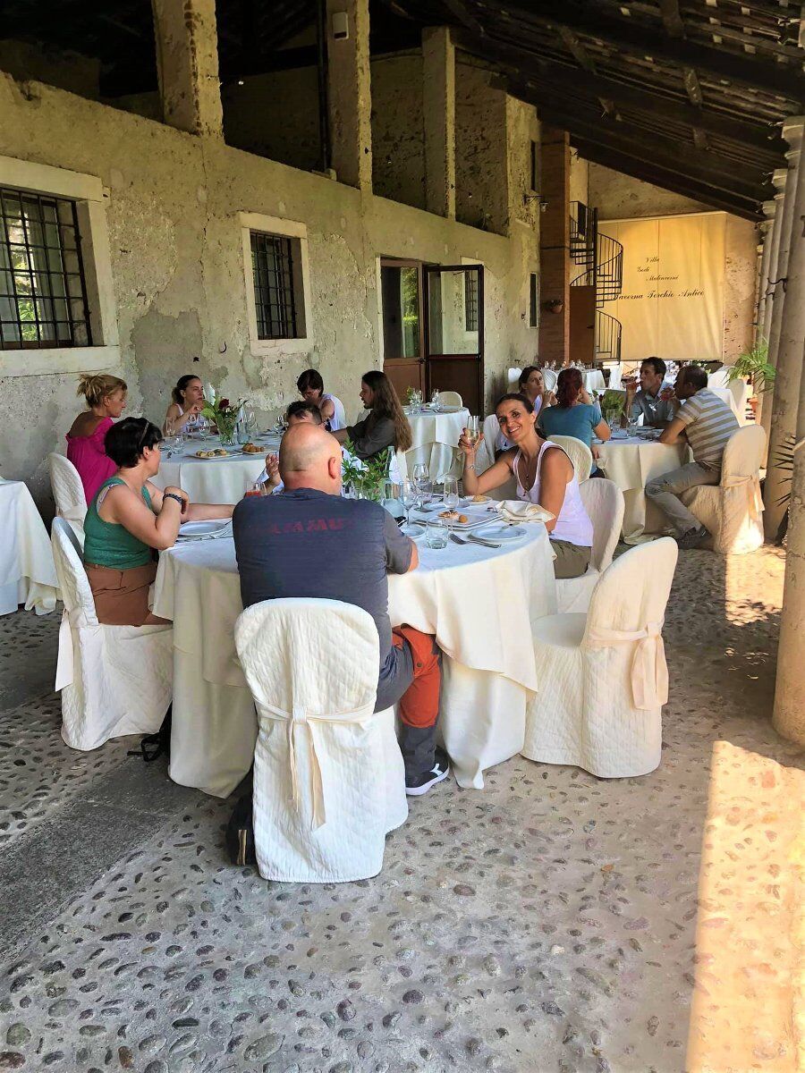 Escursione nella Valle dei Mulini con pranzo in Villa Godi Malinverni Escursione nella Valle dei Mulini con pranzo in Villa Godi Malinverni desktop picture