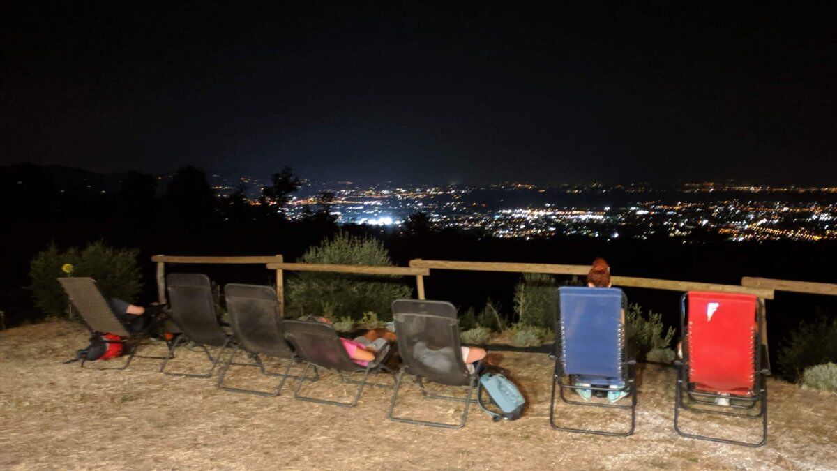 Notte di San Lorenzo: camminata serale e picnic al Castello di Cozzile desktop picture