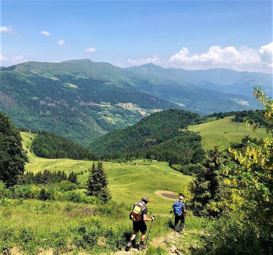 Trekking al Monte Guglielmo, il simbolo delle Prealpi bresciane desktop picture