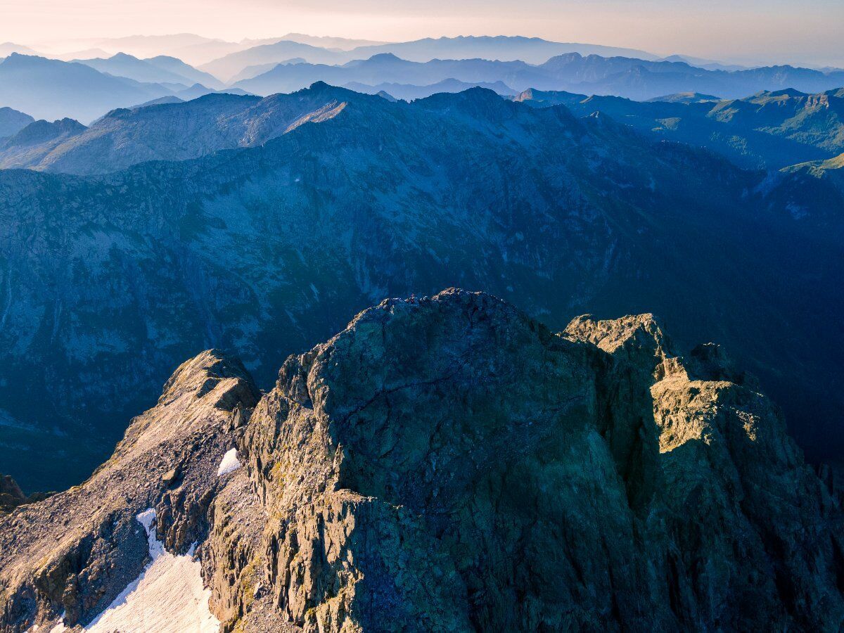 Trekking a Cima Laione, nel regno del granito desktop picture