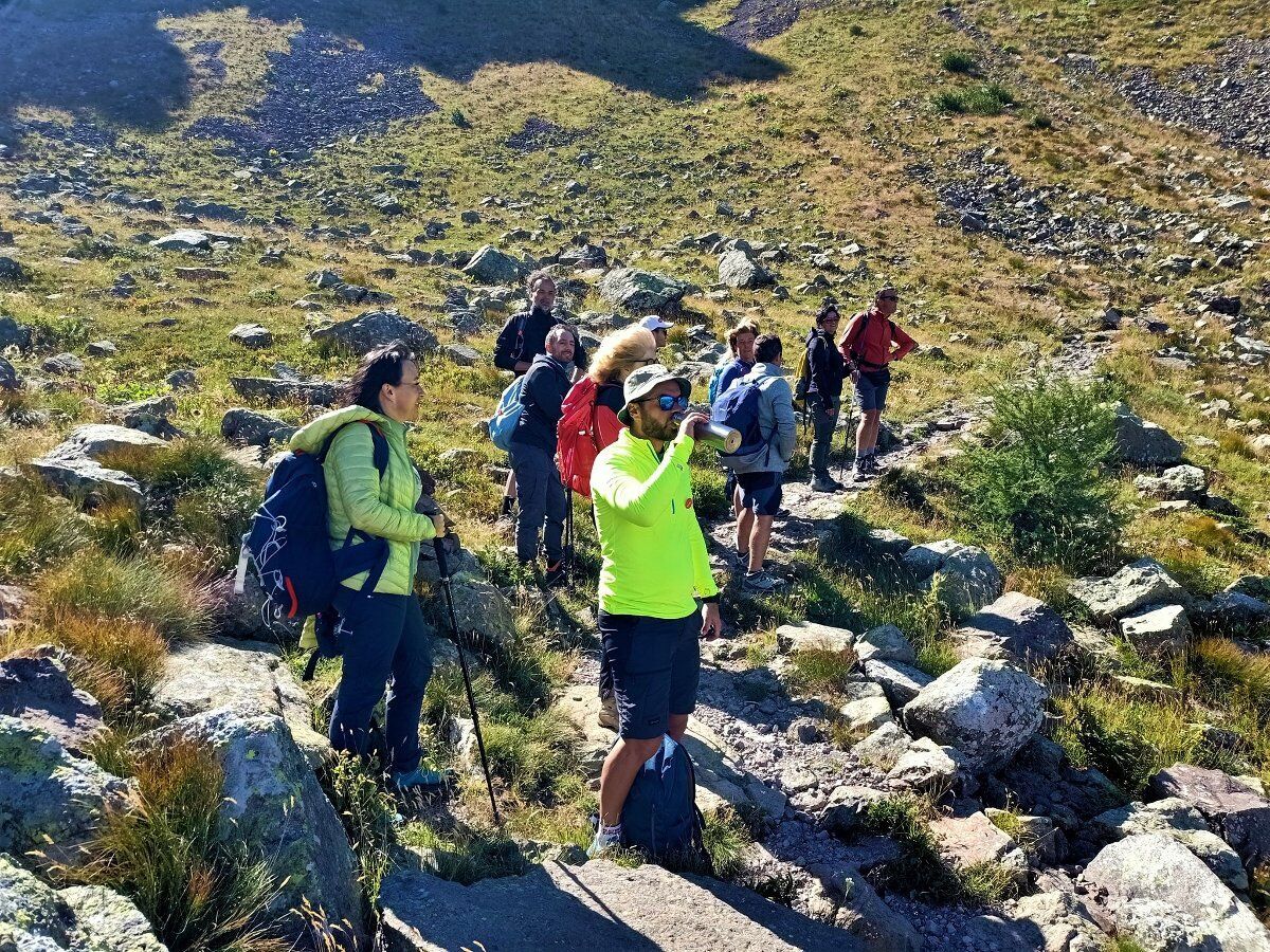 Trekking a cima Ziolera e al lago delle Buse Trekking a cima Ziolera e al lago delle Buse desktop picture