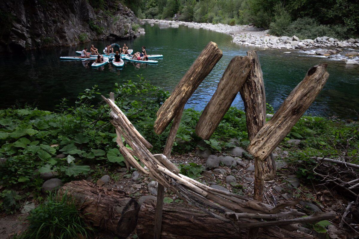 Sup Yoga immersi nella natura del Canyon Park di Scesta Sup Yoga immersi nella natura del Canyon Park di Scesta desktop picture