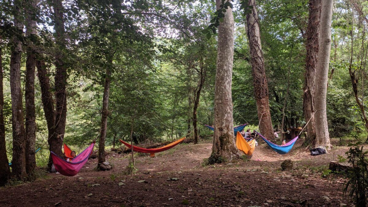 Sup Yoga immersi nella natura del Canyon Park di Scesta Sup Yoga immersi nella natura del Canyon Park di Scesta desktop picture