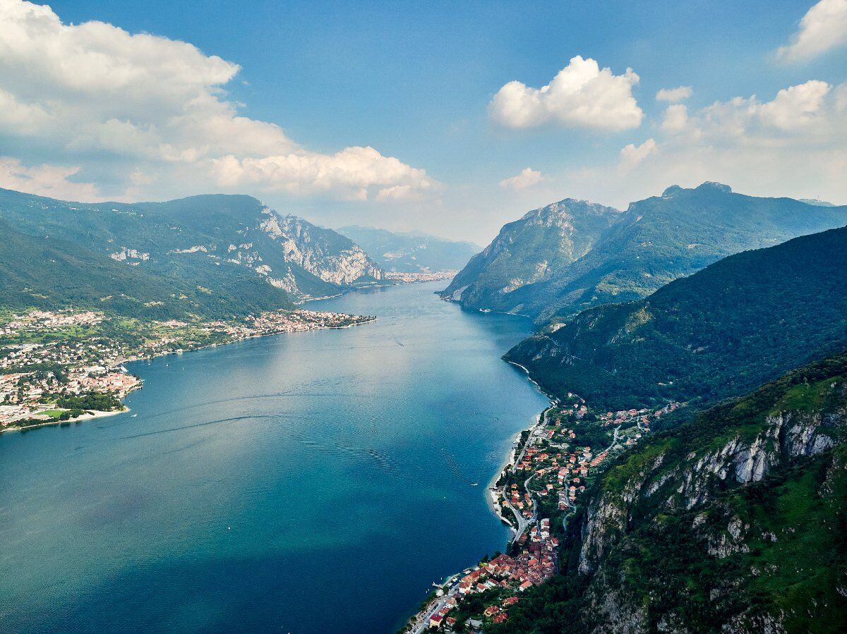 Tour in Kayak sul lago di Como costeggiando il monte Moregallo Tour in Kayak sul lago di Como costeggiando il monte Moregallo desktop picture
