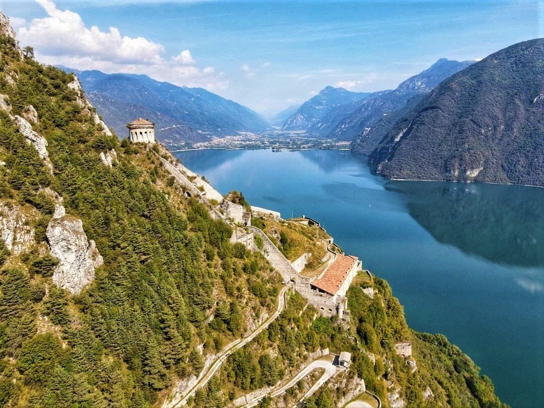 Trekking alla Rocca d'Anfo: il forte napoleonico più grande d'Italia desktop picture