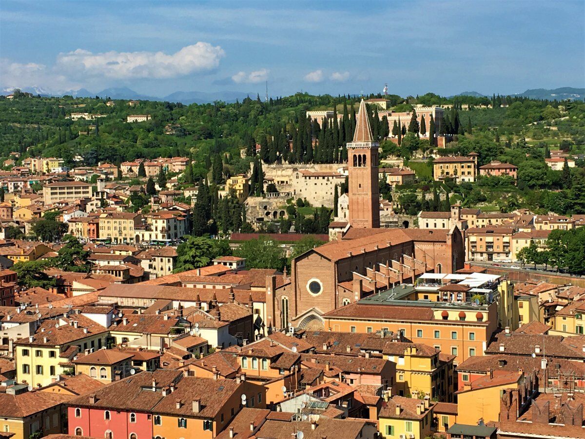 Verona e il film “Letters to Juliet”: Visita guidata nei luoghi del cinema Verona e il film “Letters to Juliet”: Visita guidata nei luoghi del cinema desktop picture