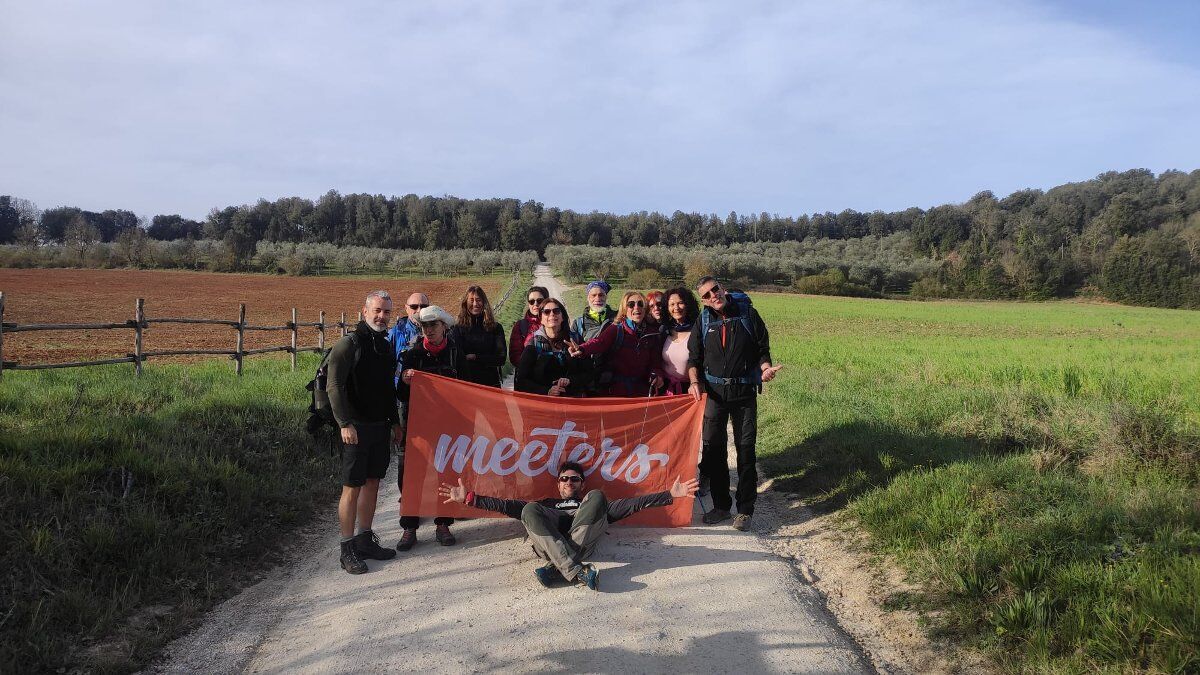 La Via Francigena: da San Gimignano a Siena La Via Francigena: da San Gimignano a Siena desktop picture