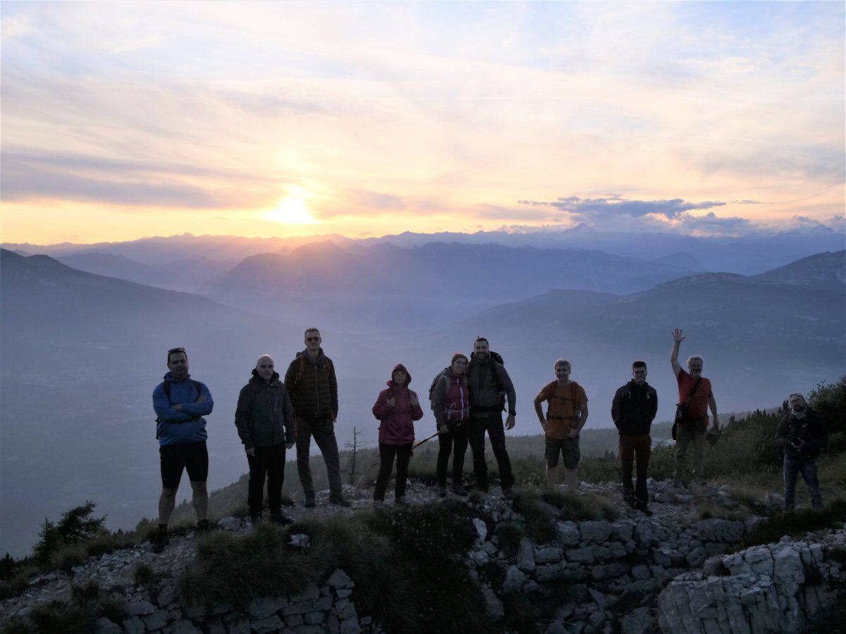 Notte di San Lorenzo: Escursione all'Osservatorio sul Monte Zugna Notte di San Lorenzo: Escursione all'Osservatorio sul Monte Zugna desktop picture