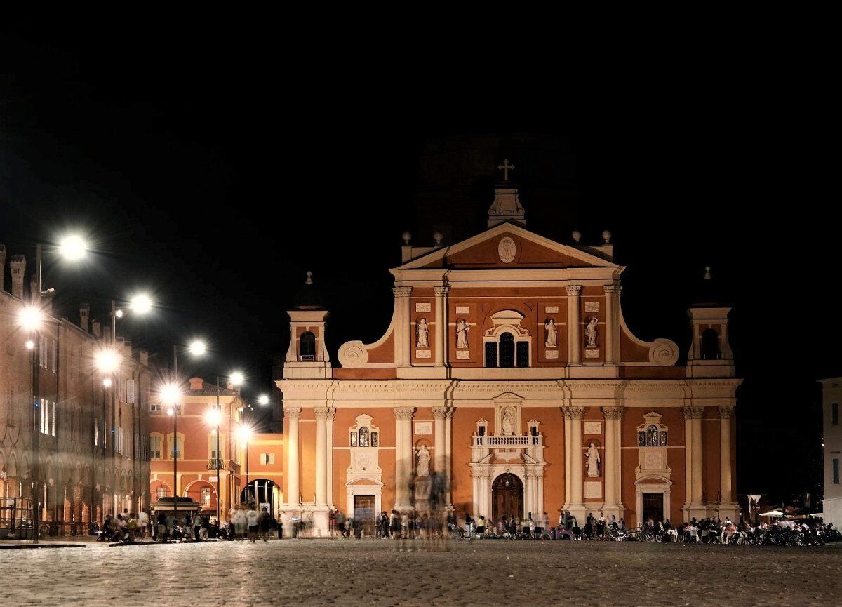 Tour serale a Carpi, la Perla del Rinascimento desktop picture