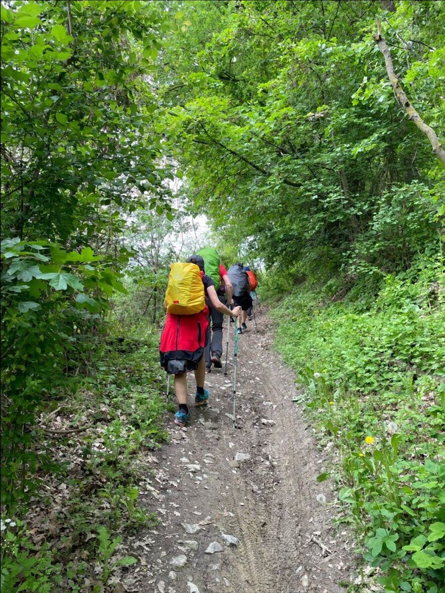 L’antica Via Vandelli: Trekking nell'Appennino Tosco-Emiliano desktop picture