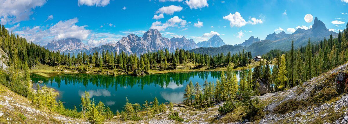 Trekking dal Mondeval al lago Federa: gemme delle Dolomiti Ampezzane desktop picture