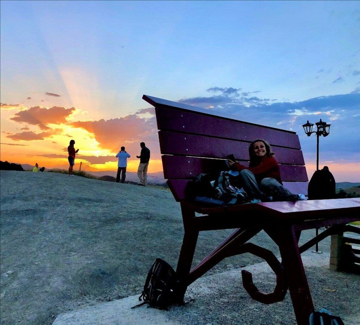 Castellarano e la Panchina Gigante: Passeggiata alle luci del tramonto desktop picture