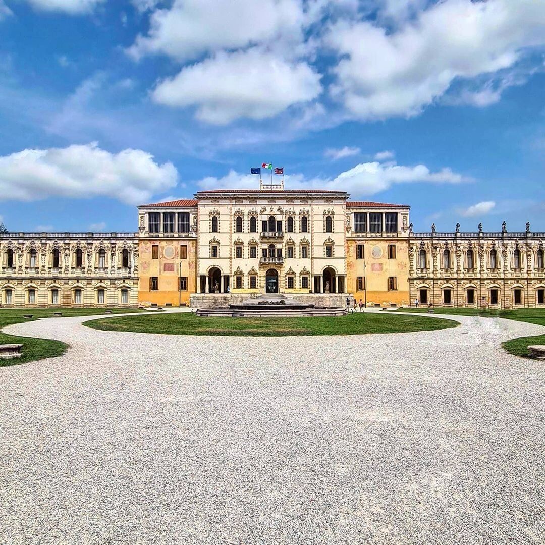 Tour in Villa Contarini con Degustazione di Formaggi d’eccellenza Tour in Villa Contarini con Degustazione di Formaggi d’eccellenza desktop picture