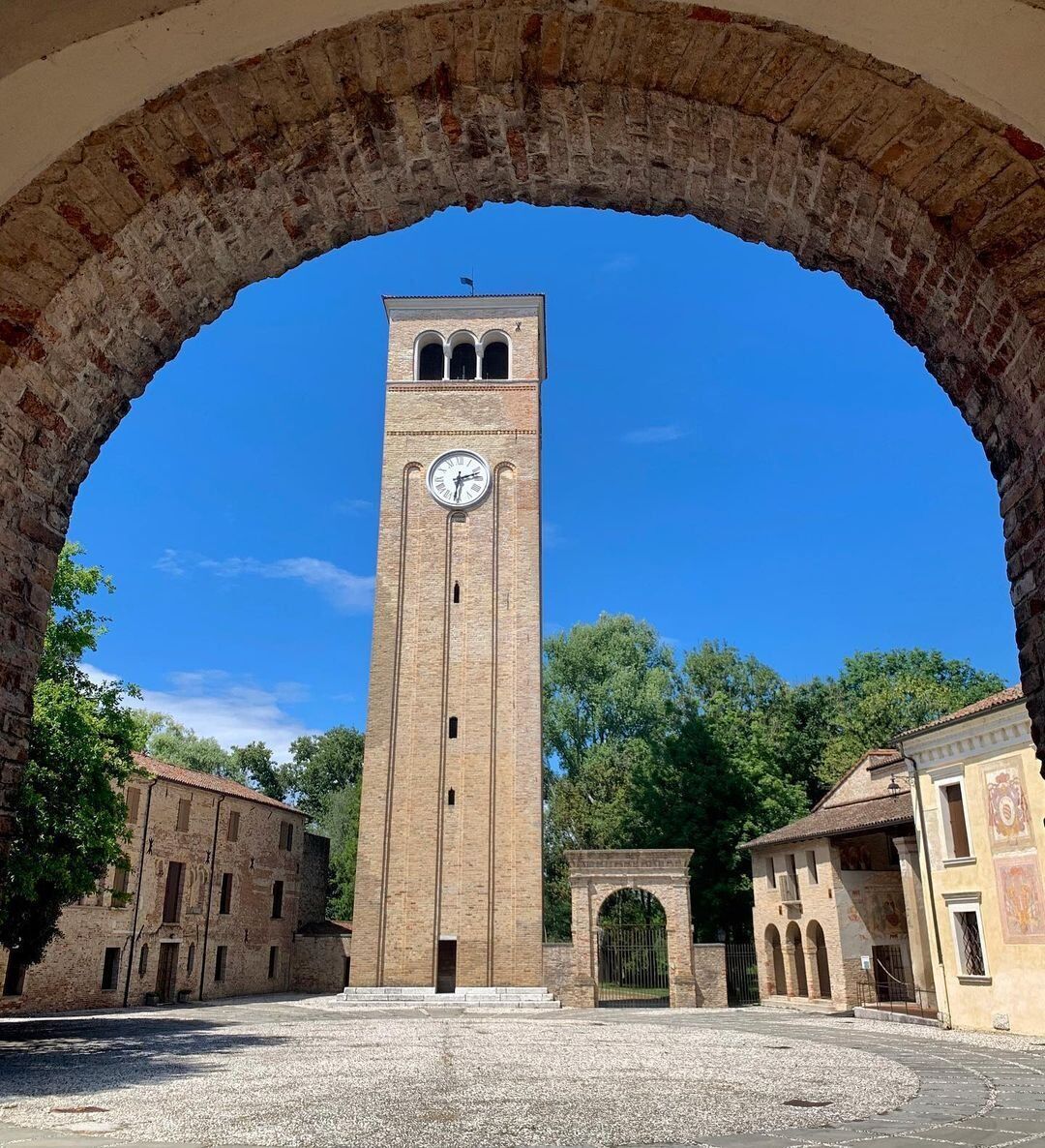 Tour guidato all’Abbazia di Santa Maria in Silvis a Sesto al Reghena Tour guidato all’Abbazia di Santa Maria in Silvis a Sesto al Reghena desktop picture