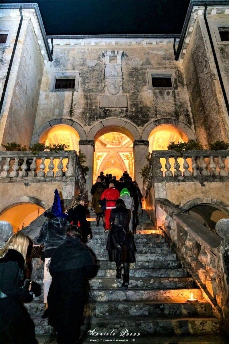 Halloween in una villa Palladiana, pernottamento in hotel e giro a Marostica Halloween in una villa Palladiana, pernottamento in hotel e giro a Marostica desktop picture