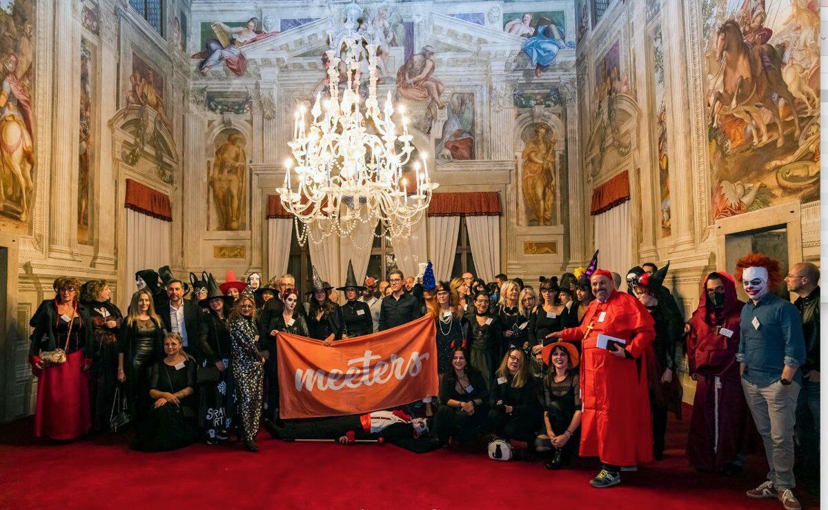 Halloween in una villa Palladiana, pernottamento in hotel e giro a Marostica Halloween in una villa Palladiana, pernottamento in hotel e giro a Marostica desktop picture