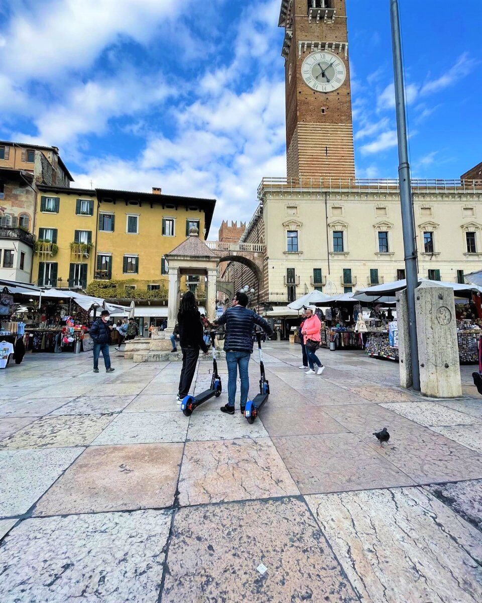Meeters & Bit Mobility: Tour guidato in monopattino a Verona desktop picture