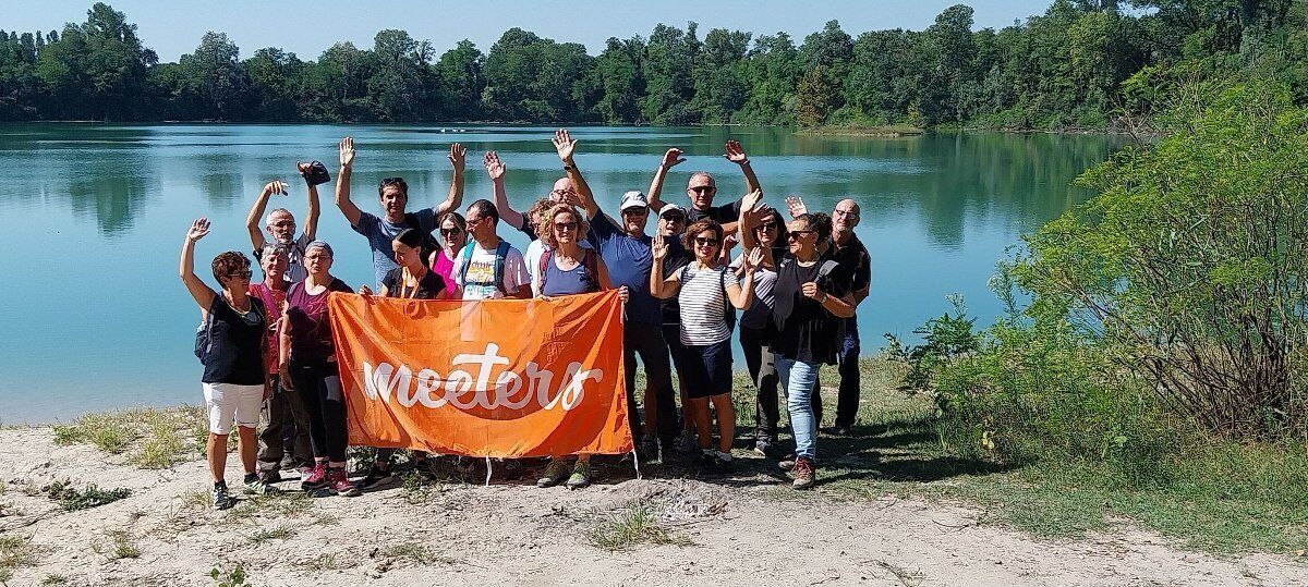 Trekking al Lago di Ledro tra i caldi colori autunnali Trekking al Lago di Ledro tra i caldi colori autunnali desktop picture