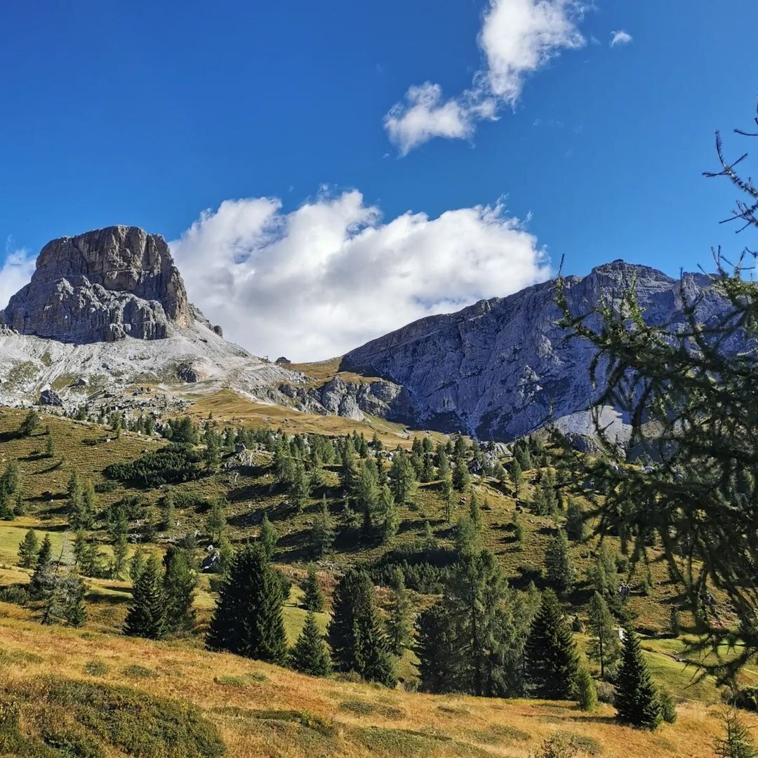 Trekking al Monte Pore: un balcone sulla Val Fiorentina e Fodòm desktop picture