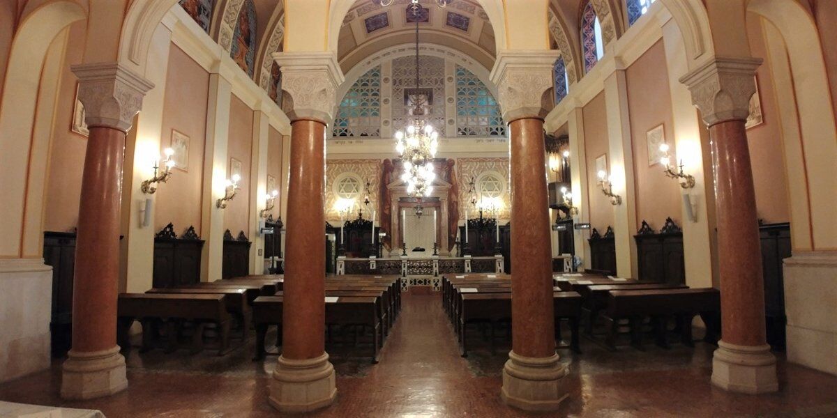 Tour guidato a Verona: la cultura ebraica e la Sinagoga monumentale Tour guidato a Verona: la cultura ebraica e la Sinagoga monumentale desktop picture