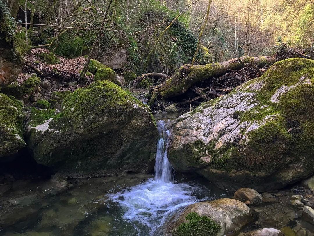 Grotte di Maurizio: Trekking sulle tracce dell’eremita desktop picture