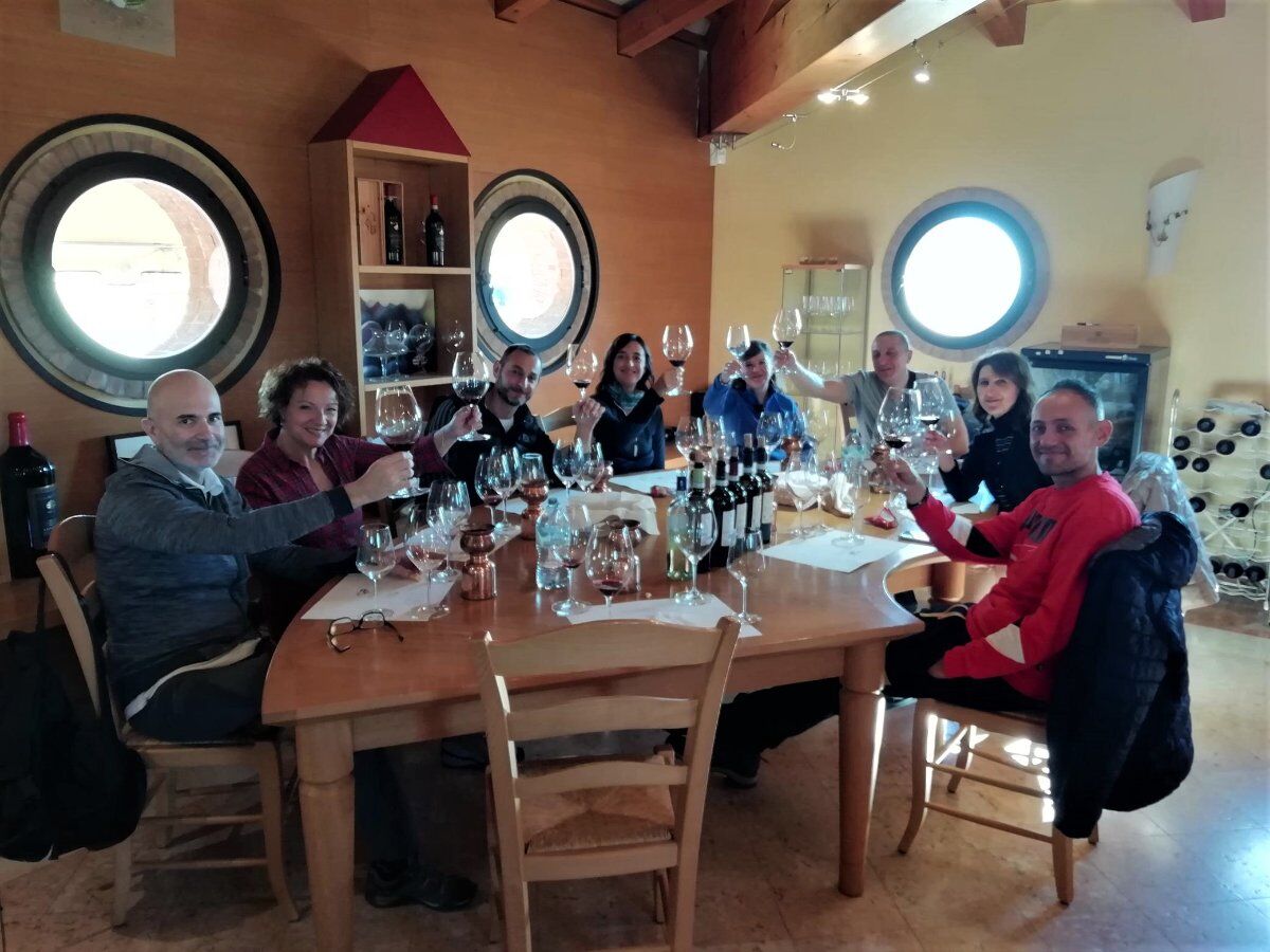 Passeggiata con degustazione nei luoghi del cinema della Valpolicella Passeggiata con degustazione nei luoghi del cinema della Valpolicella desktop picture