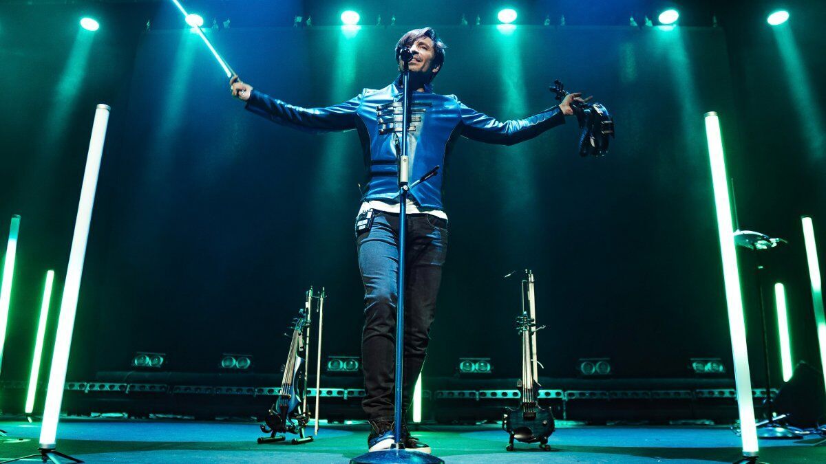 Andrea Casta a Verona: Aperitivo vicino l'Arena e concerto al Teatro Ristori Andrea Casta a Verona: Aperitivo vicino l'Arena e concerto al Teatro Ristori desktop picture