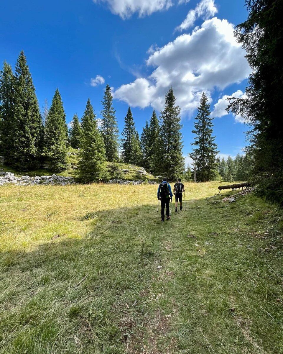 Trekking sul Monte Zebio: sulle orme della Brigata Sassari Trekking sul Monte Zebio: sulle orme della Brigata Sassari desktop picture