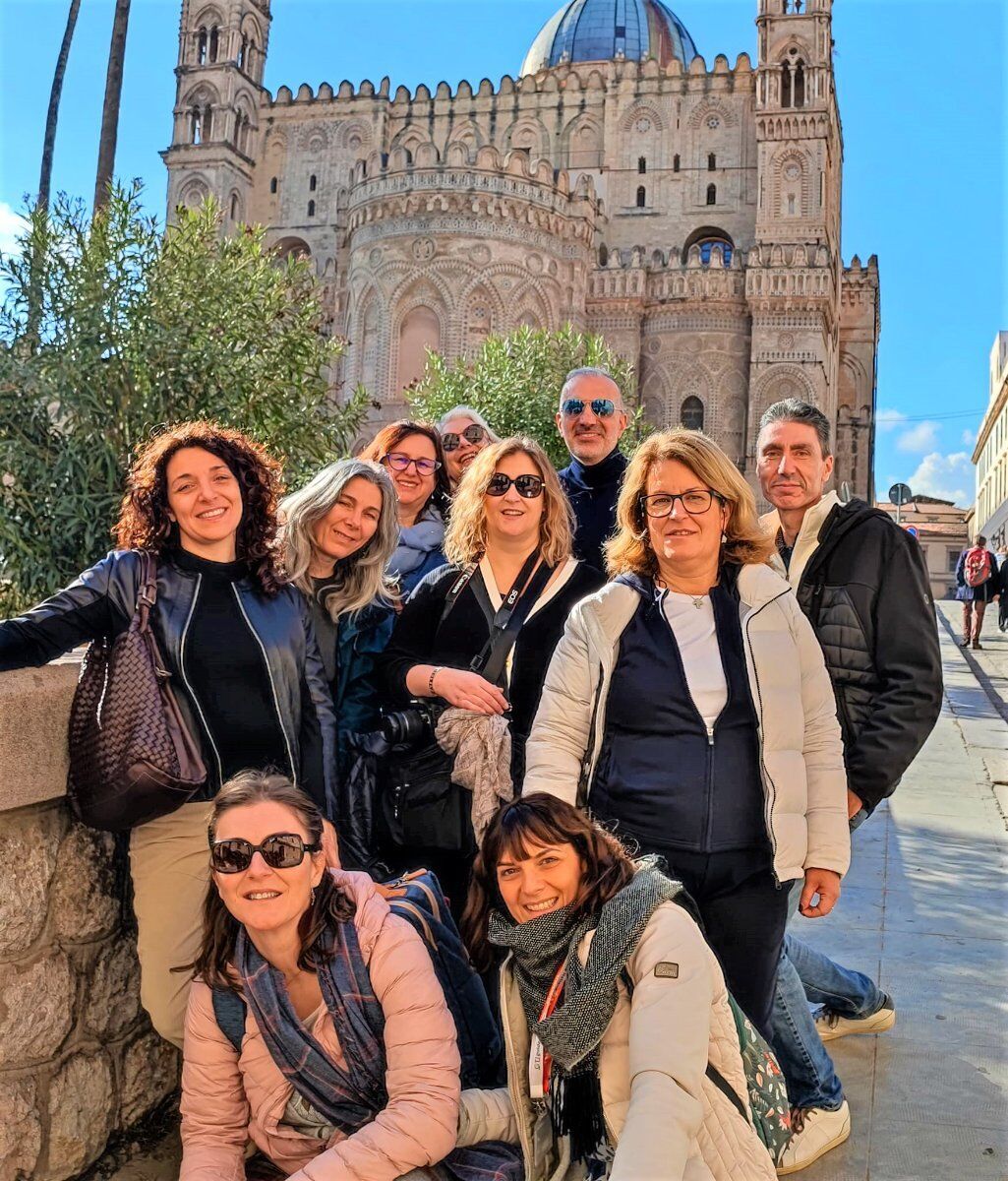 Gruppo Studenti Alice: Fine settimana a Palermo Gruppo Studenti Alice: Fine settimana a Palermo desktop picture