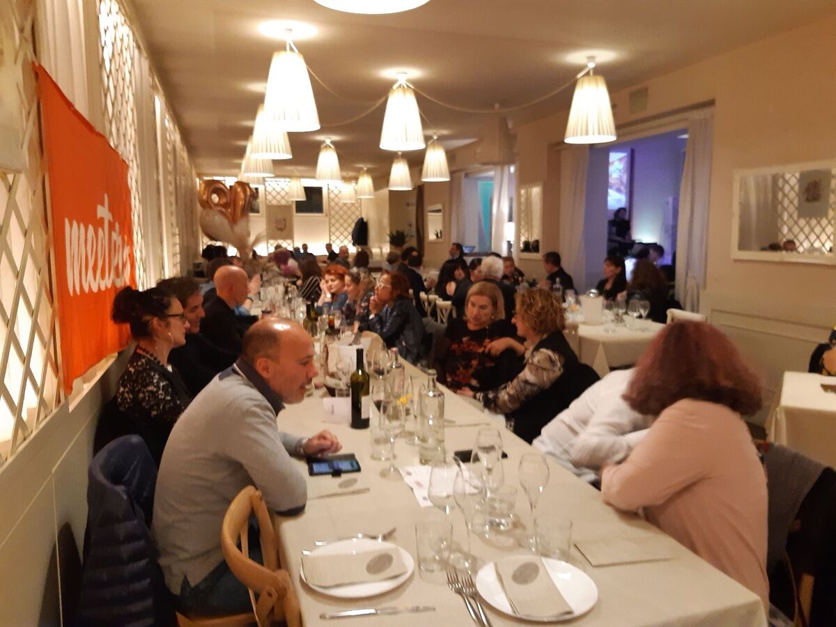 Festa dei Single: Cena e Serata Danzante a Villa Italia Festa dei Single: Cena e Serata Danzante a Villa Italia desktop picture