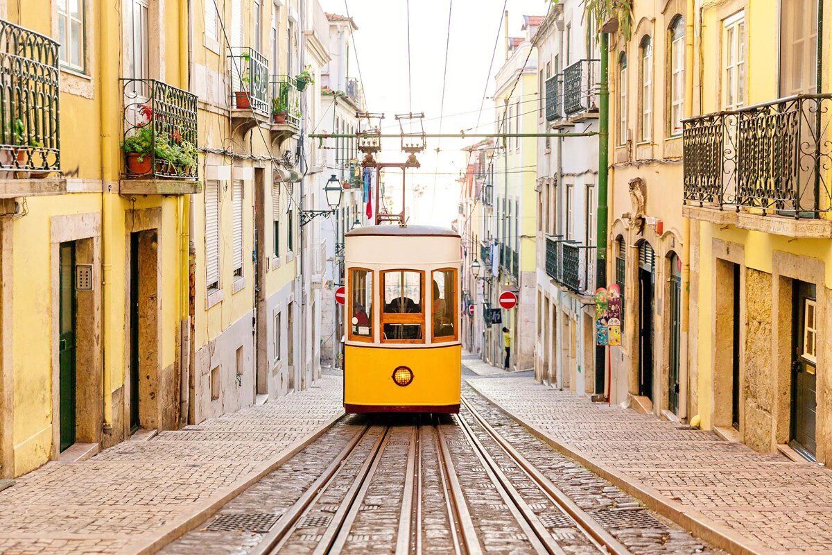 Fine Settimana a Lisbona con escursione a Sintra desktop picture
