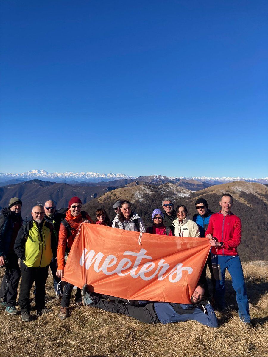 Trekking al Monte Palanzone: nel cuore del Triangolo Lariano desktop picture