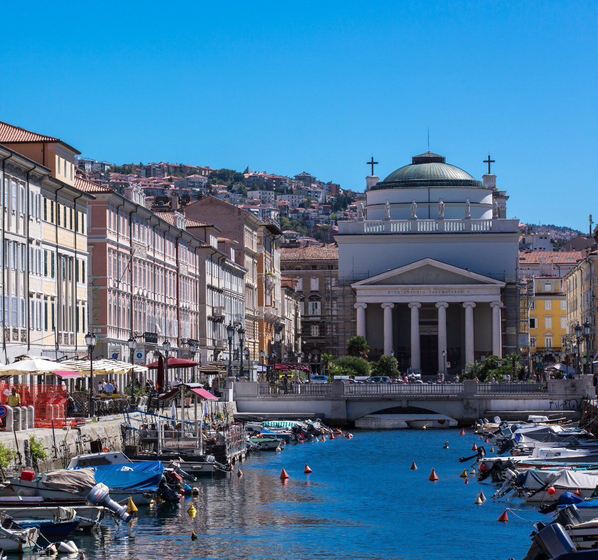 Tour guidato a tema natalizio: Trieste e i Luoghi di culto cristiani desktop picture