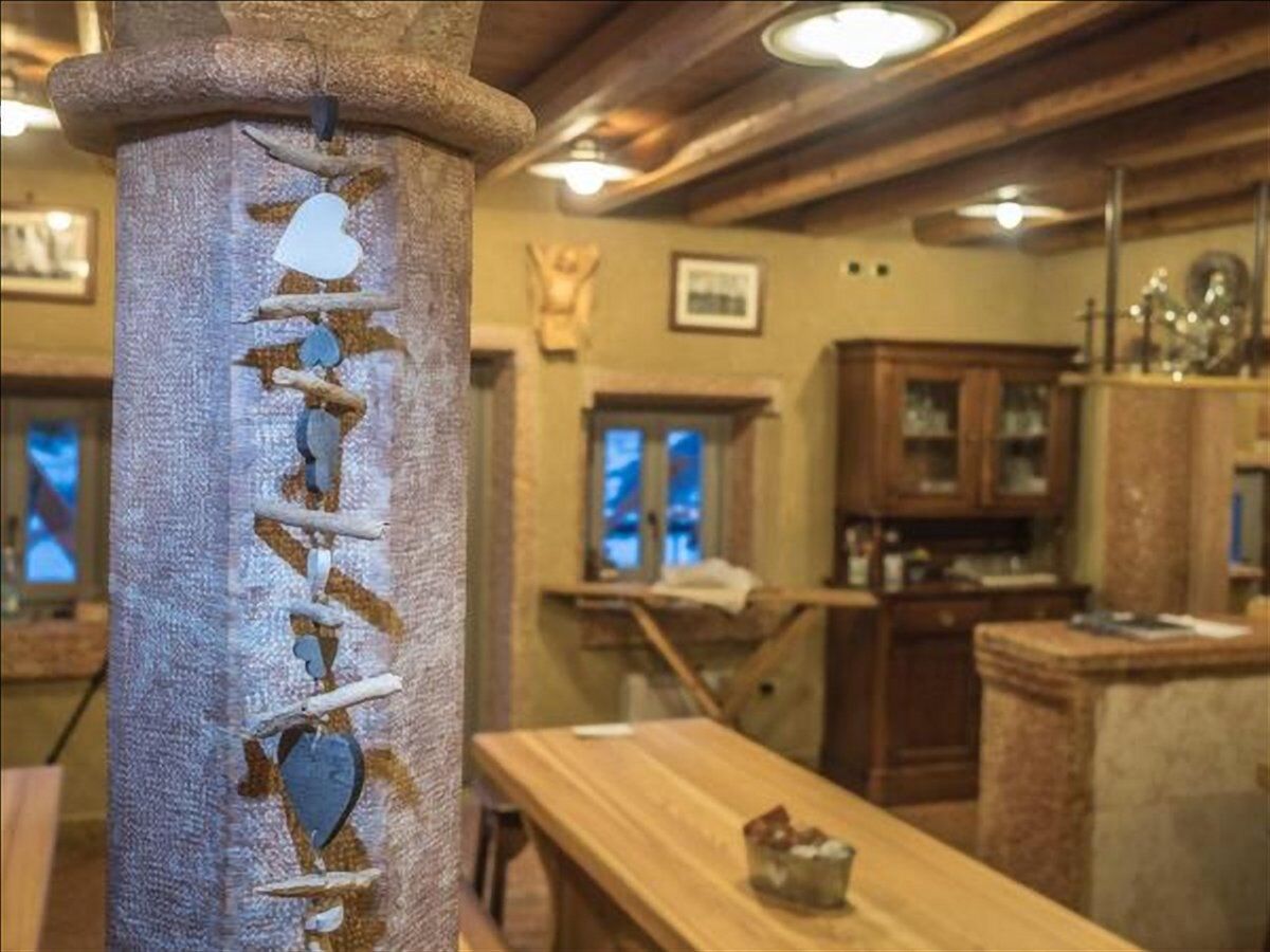 Cena di Natale con musica in un Rifugio storico della Lessinia Cena di Natale con musica in un Rifugio storico della Lessinia desktop picture