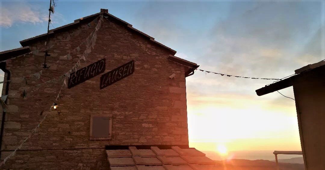 Cena di Natale con musica in un Rifugio storico della Lessinia Cena di Natale con musica in un Rifugio storico della Lessinia desktop picture