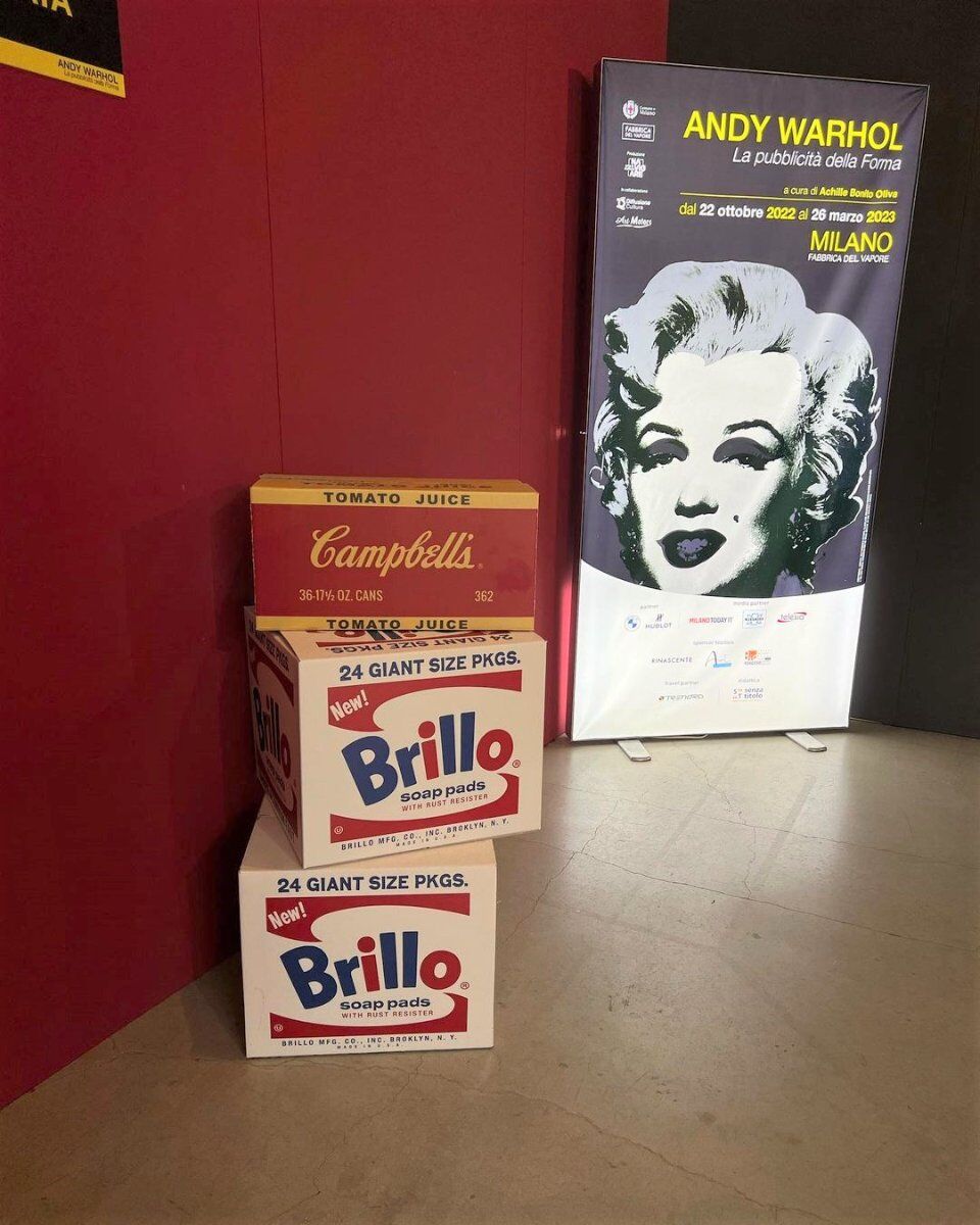 Visita guidata della mostra di Andy Warhol alla Fabbrica del Vapore desktop picture